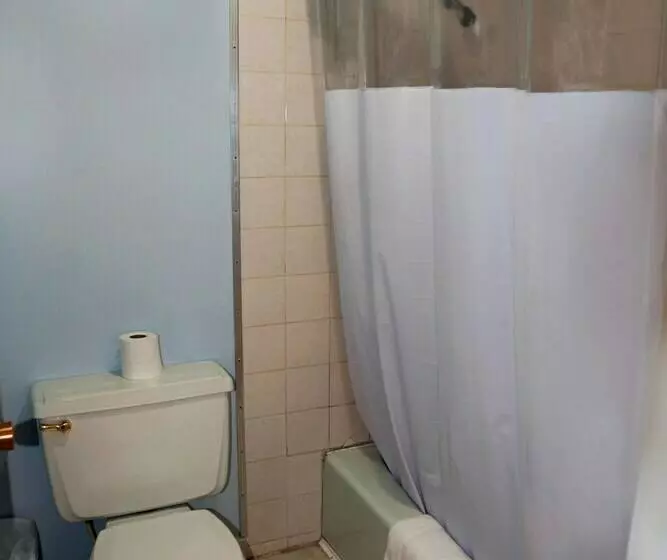 Motelli The Oakwood Inn