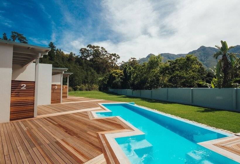 بنسيون A Riverbed Guesthouse