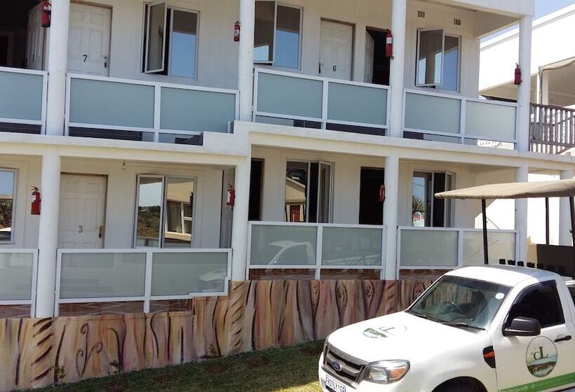 بنسيون Cumbe Lodge