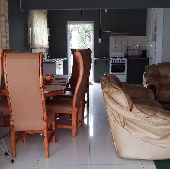 Majatalo Cumbe Lodge