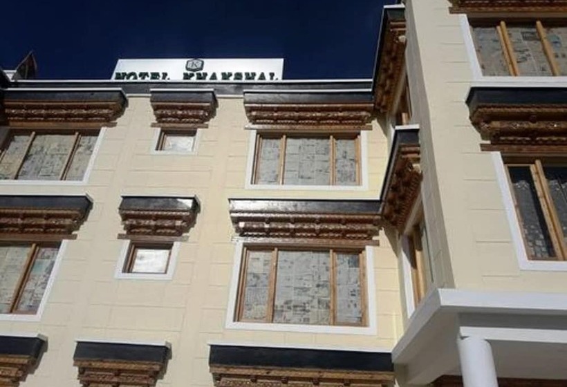 Tih Hotel Khakshal