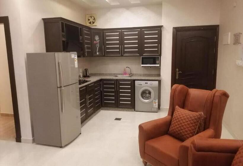 Al Ahlam Hotel Apartments