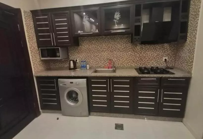 Al Ahlam Hotel Apartments