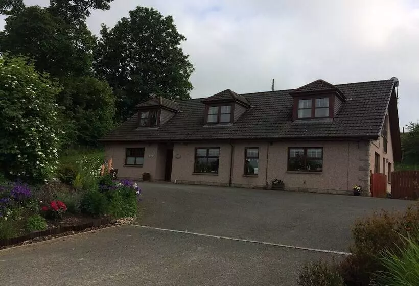 Aamiaismajoitus (B&B) Deveron Lodge Guest House