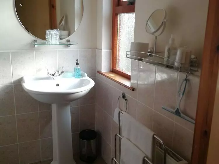 Aamiaismajoitus (B&B) Deveron Lodge Guest House