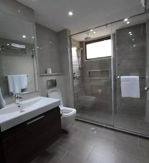 Longonot Place Serviced Apartment Nairobi, City Centre Cbd