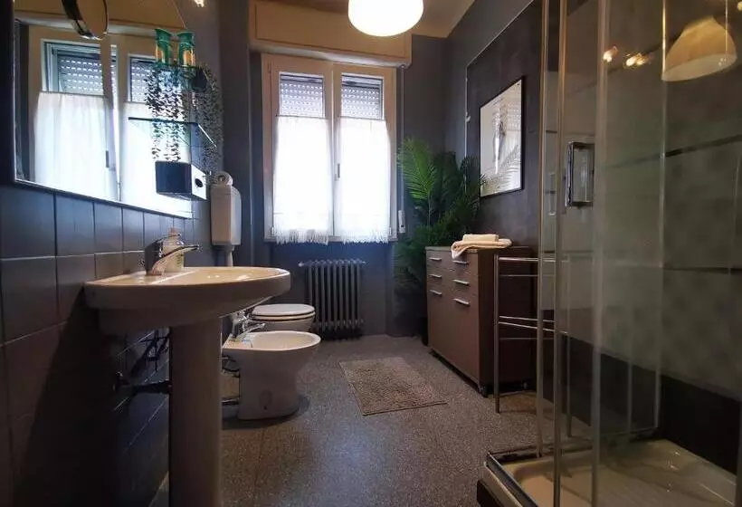 پانسیون Affittacamere Room Ospedale Maggiore