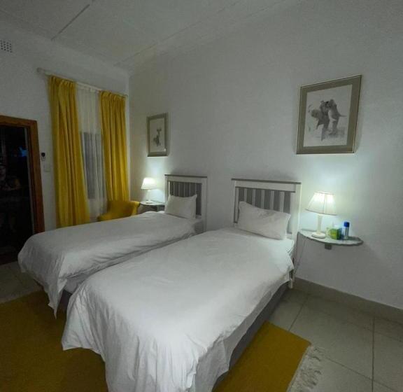 Пансион Green Olive Guesthouse