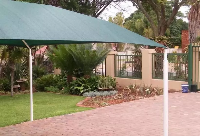 پانسیون Hanna S Place