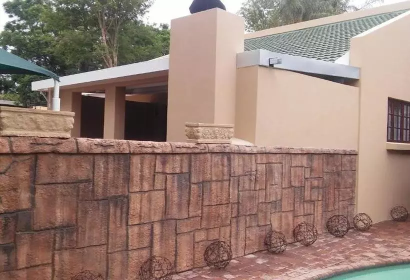 پانسیون Hanna S Place