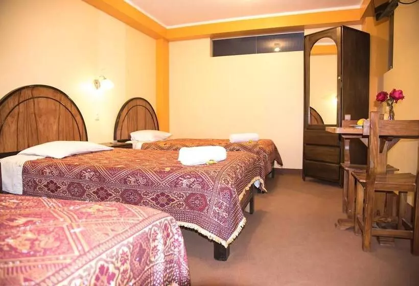 هاستل Hostal Milagros Inn   Samary Inn