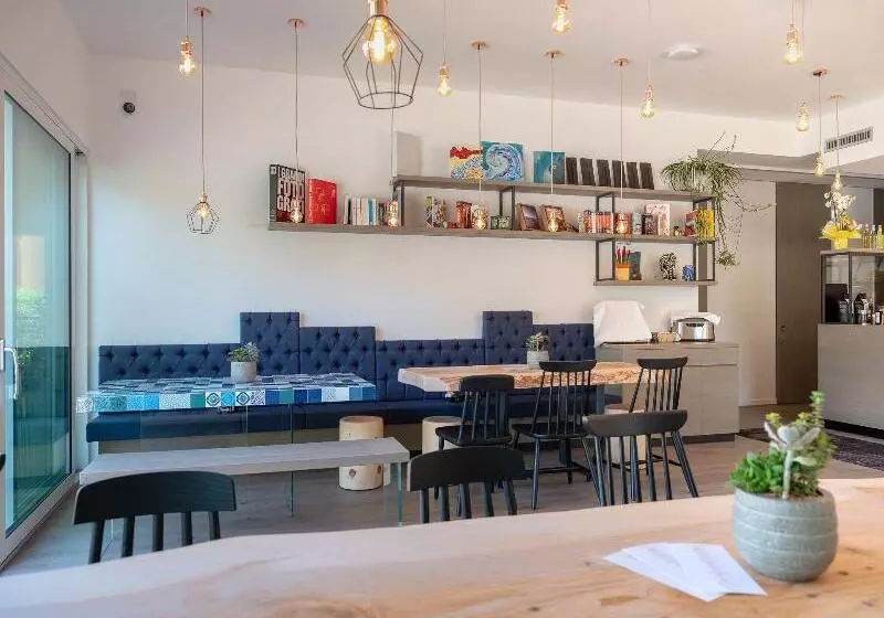 Hotelli Glocal Torbole