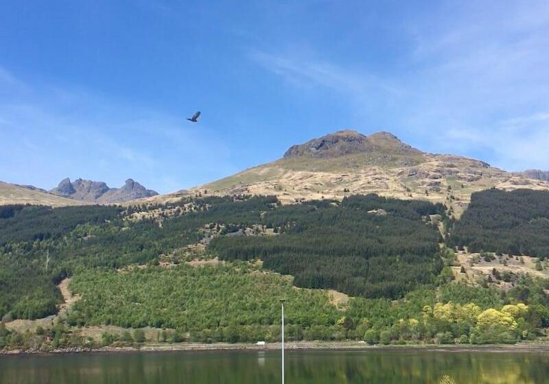 Bed & Breakfast Twostones