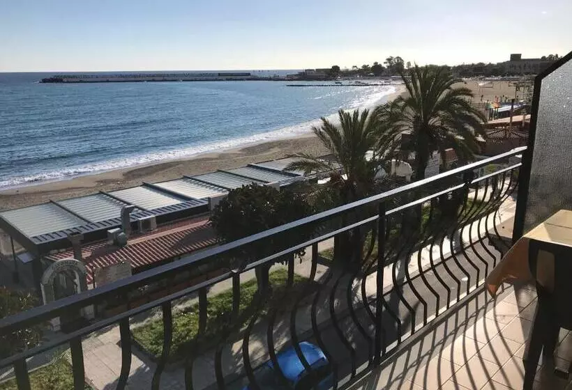 Hotelli La Sirenetta