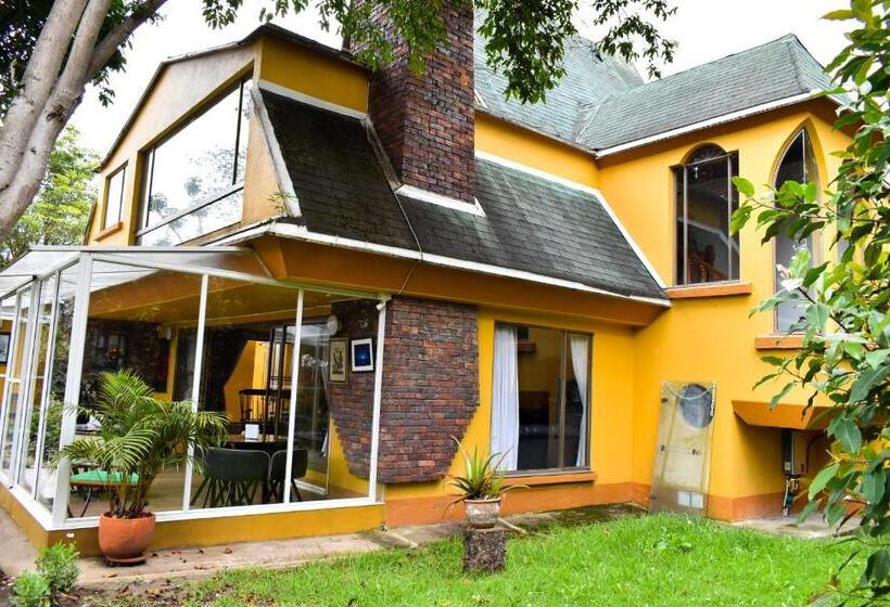 פנסיון Casa Iris