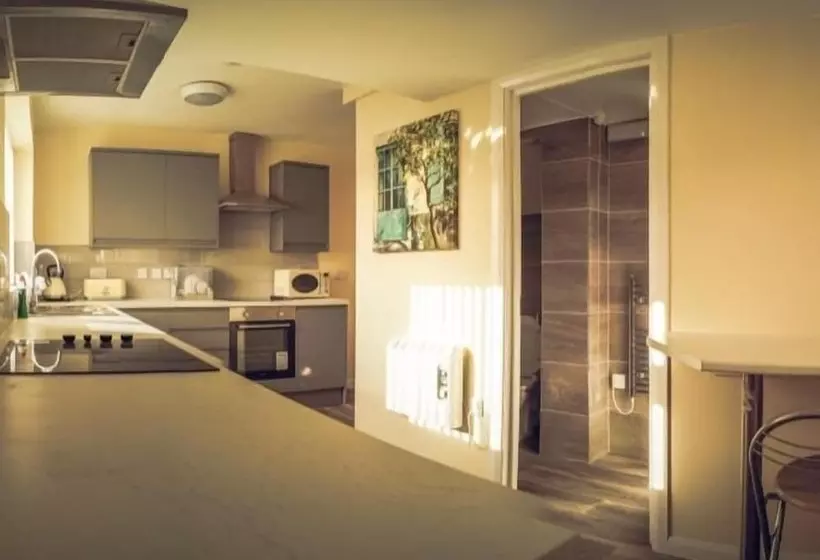 پانسیون Hallam Rooms