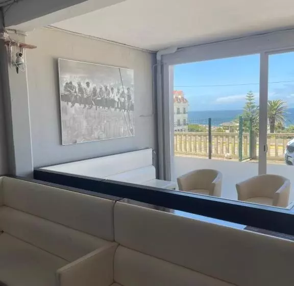 Retkeilymaja Alojamiento Camino Portugues Oia