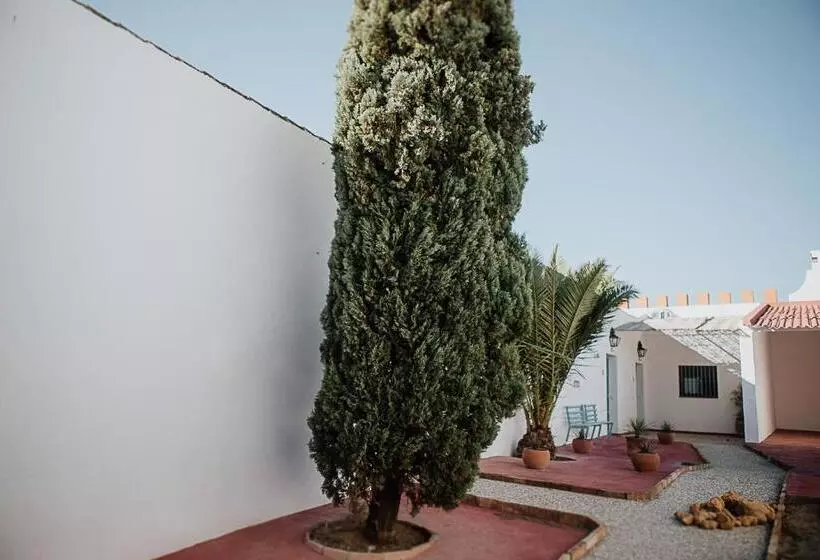 هتل Cortijo Santa Clara