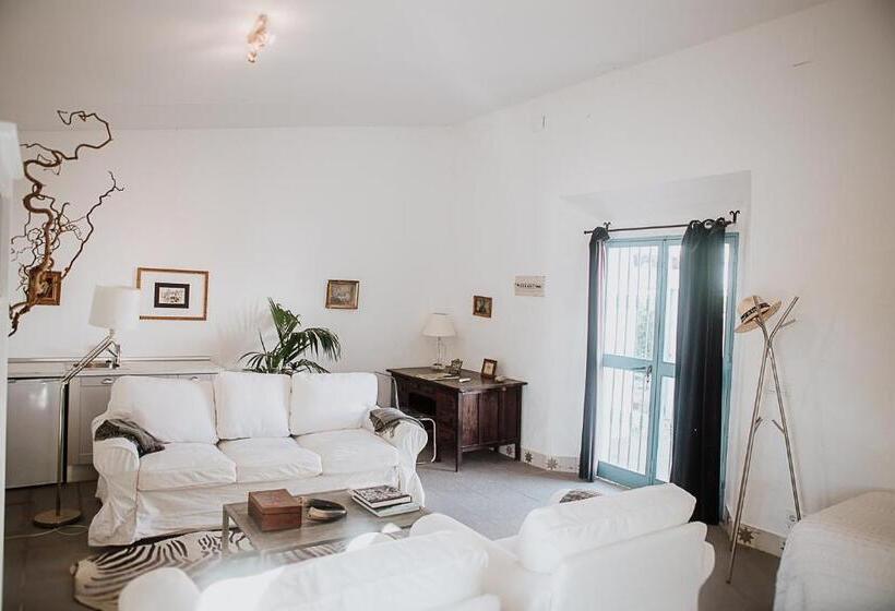 فندق Cortijo Santa Clara