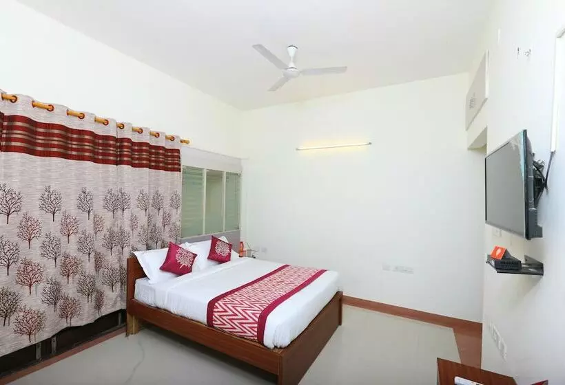 ホテル Oyo 10545 Ramapuram