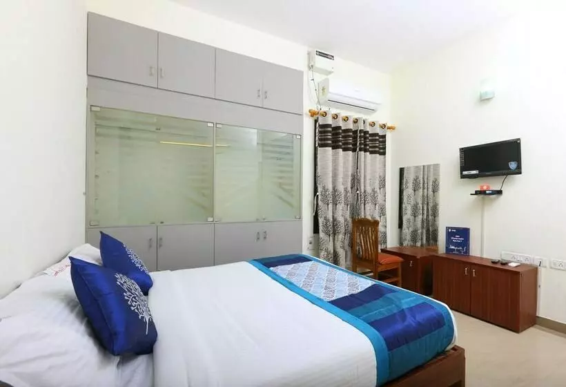 ホテル Oyo 10545 Ramapuram