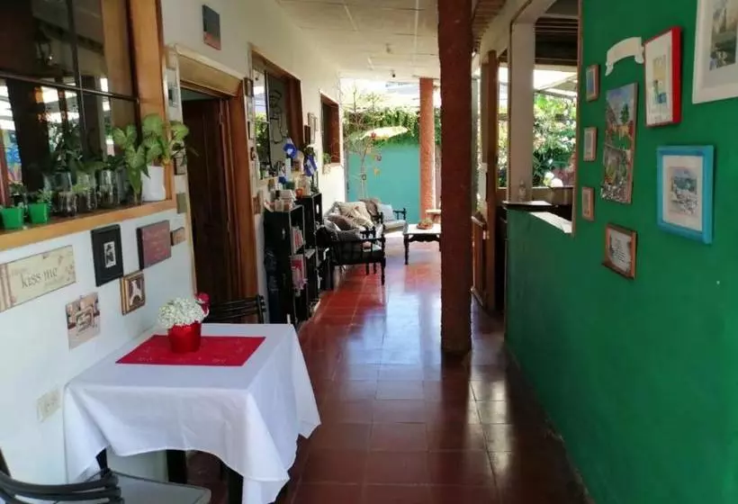 ペンション Hostal Las Flores Apaneca