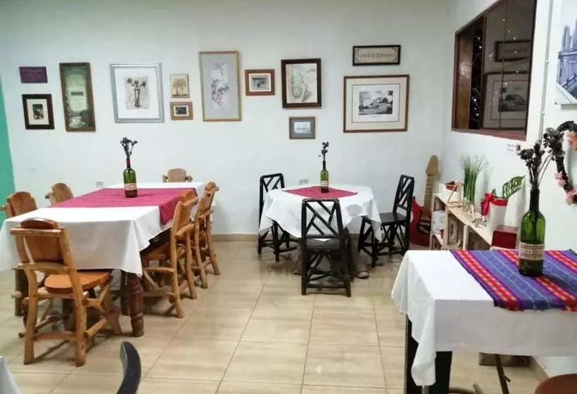 ペンション Hostal Las Flores Apaneca