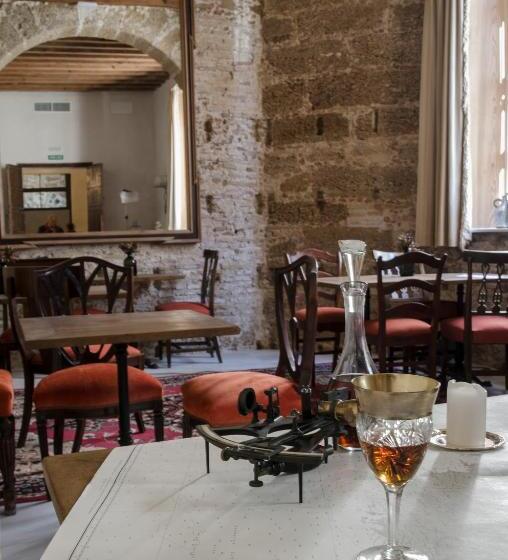 Hotel Casa De Las Cuatro Torres