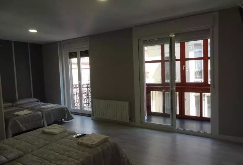 Pension La Bilbaina Albergue Logrono