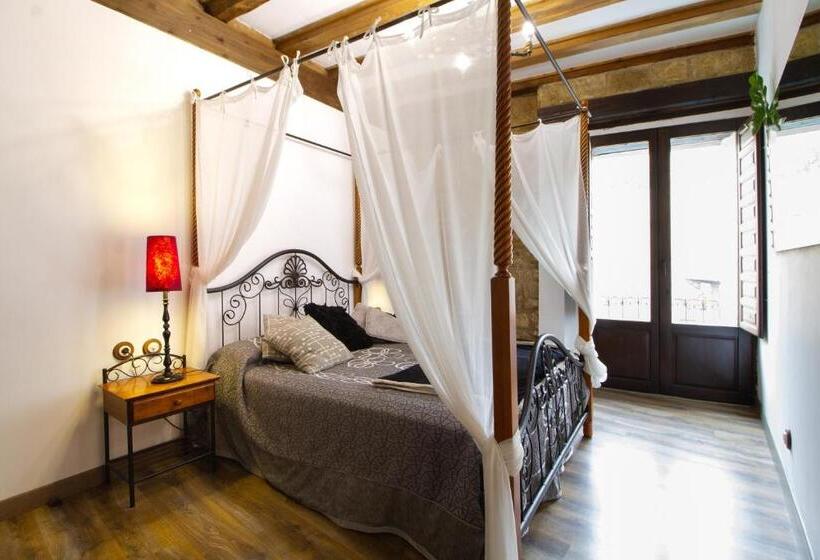 펜션 La Pata De Oca Hostal Rural Y Albergue