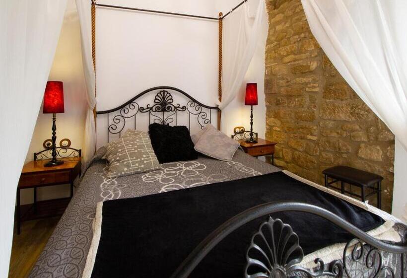 펜션 La Pata De Oca Hostal Rural Y Albergue