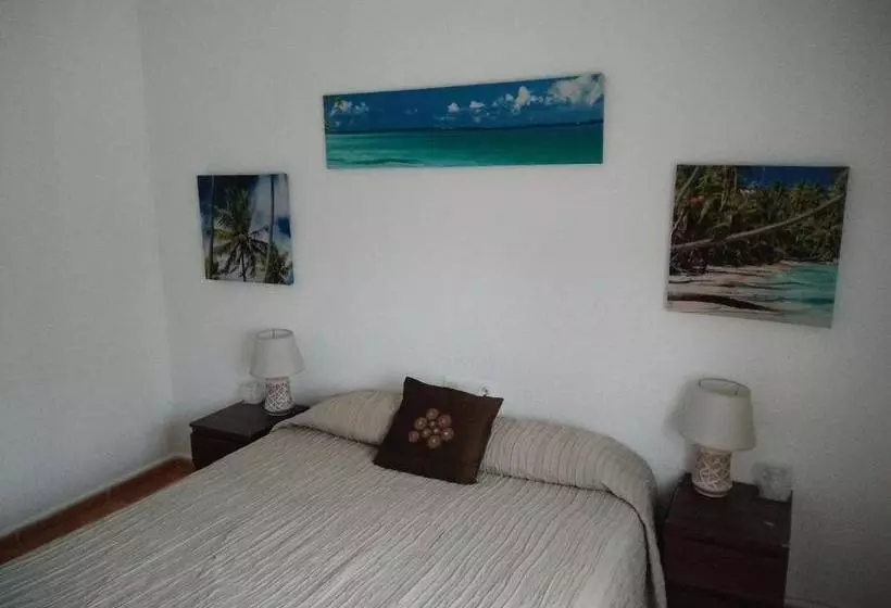 پانسیون Hostal Portucale  Badajoz