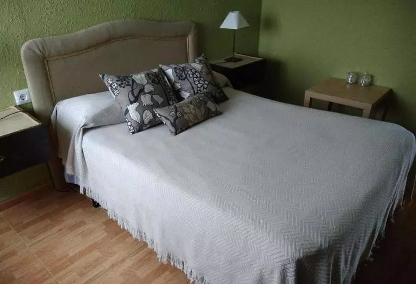 پانسیون Hostal Portucale  Badajoz