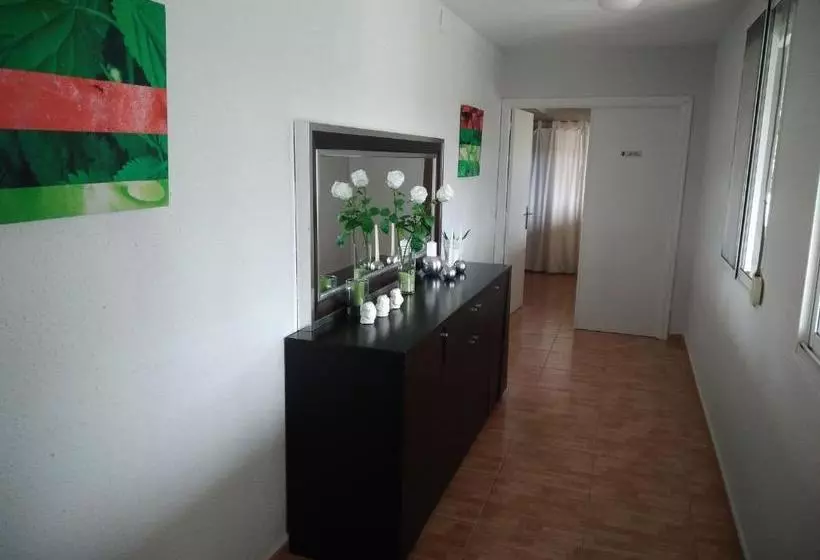 پانسیون Hostal Portucale  Badajoz