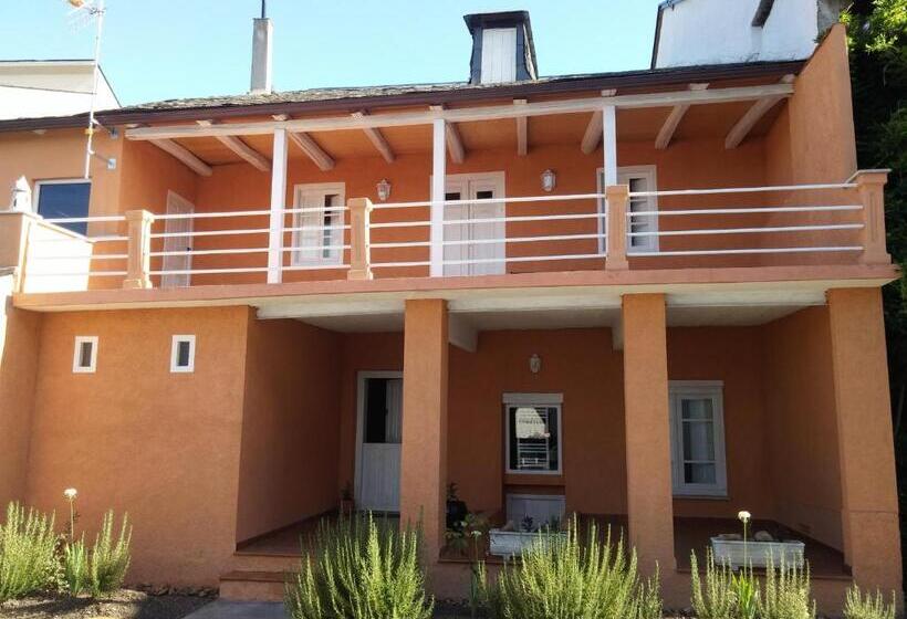 膳宿费 Hostal Camponaraya