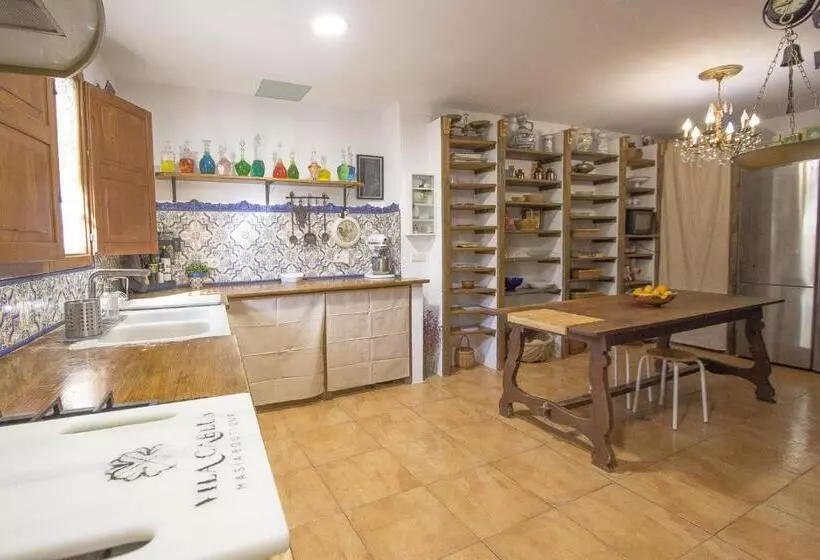 پانسیون Vila Caelus Masia Boutique