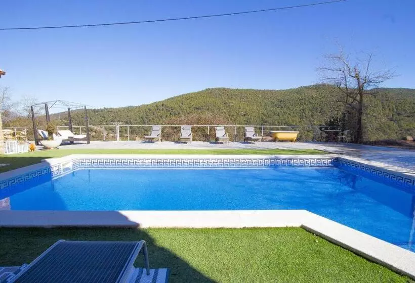 پانسیون Vila Caelus Masia Boutique