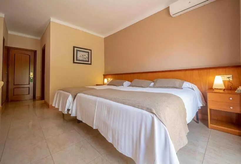 Pension  Hostal Gallet