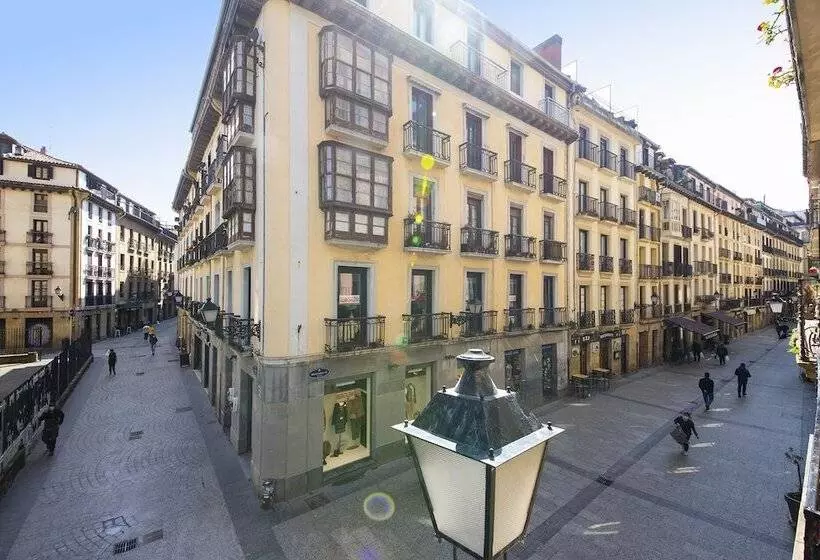 Majatalo Off Beat Guesthouse  Selfcheckin  Sleep Conscious