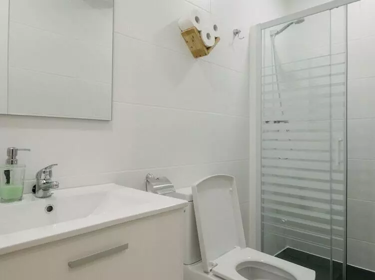 Majatalo Off Beat Guesthouse  Selfcheckin  Sleep Conscious