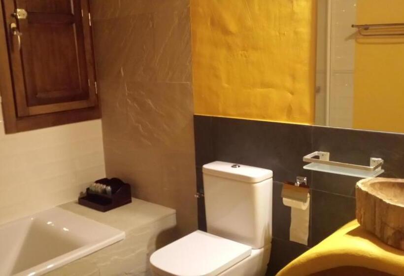 פנסיון Sakura Vera