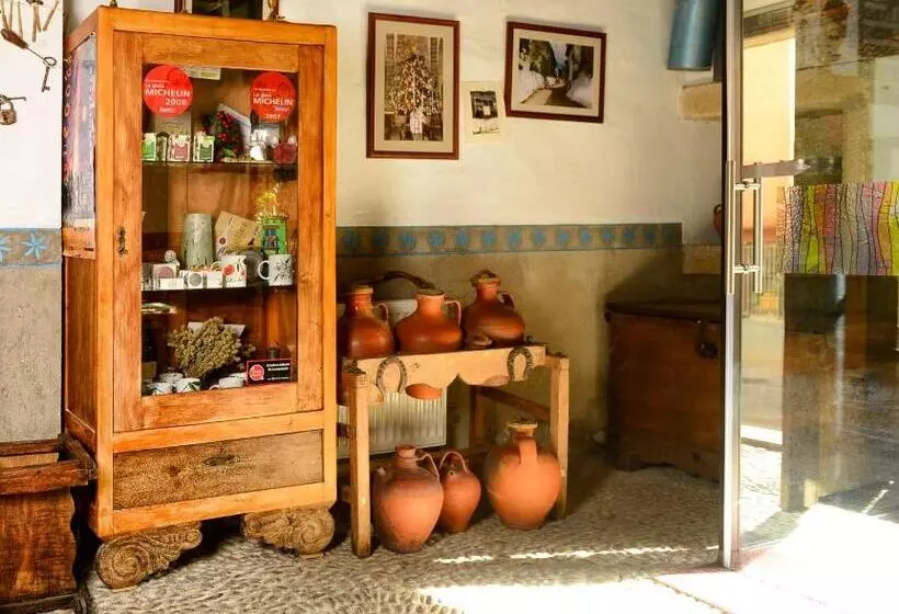 Retkeilymaja Antigua Posada, Valle Del Jerte