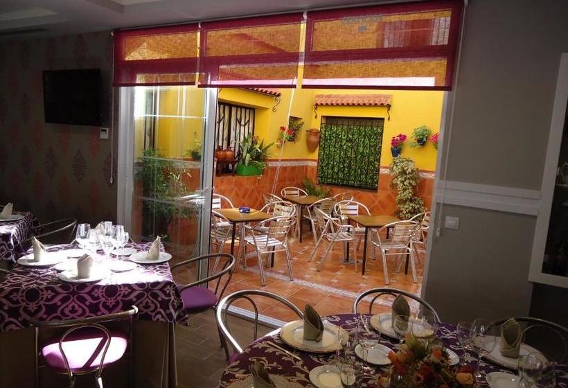 بنسيون Hostal Calderón De La Barca