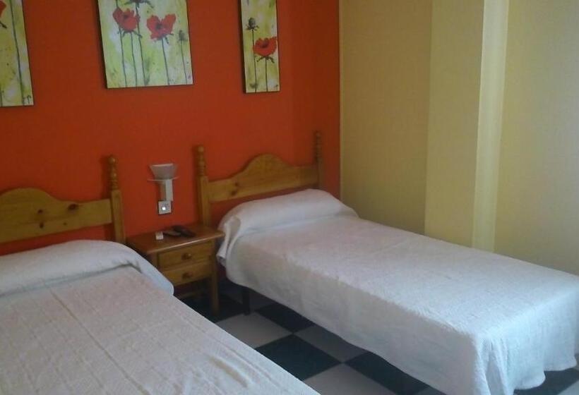 بنسيون Hostal El Camionero