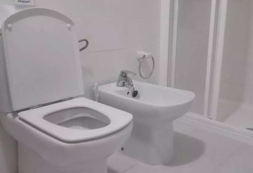 پانسیون Hostal Rural De Cuadros