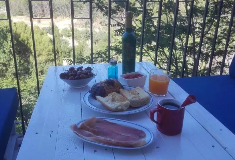 پانسیون Hostal Rural De Cuadros