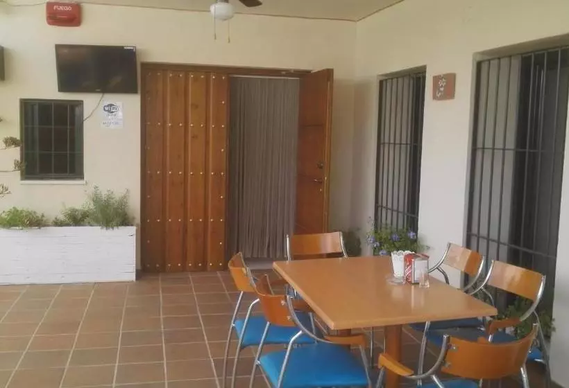 پانسیون Hostal Rural De Cuadros