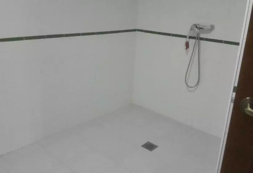 پانسیون Hostal Rural De Cuadros