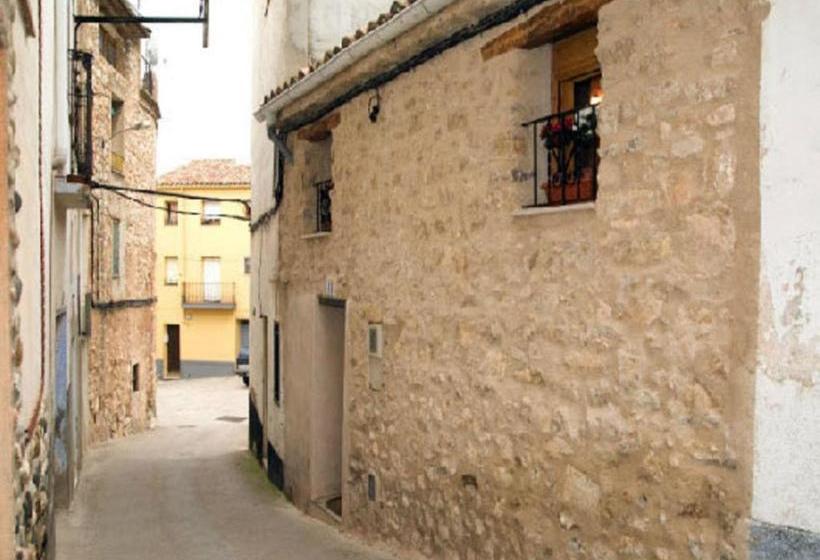 ペンション La Serreta