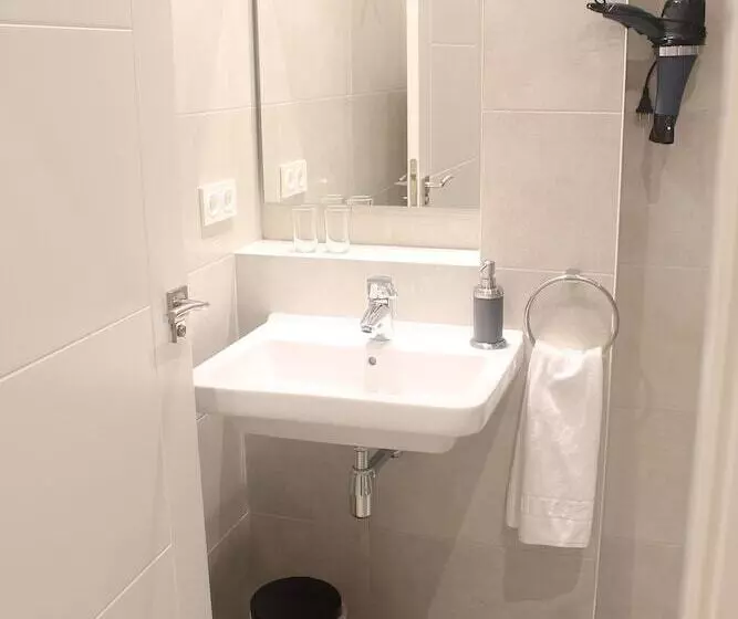 پانسیون Talaia Ht